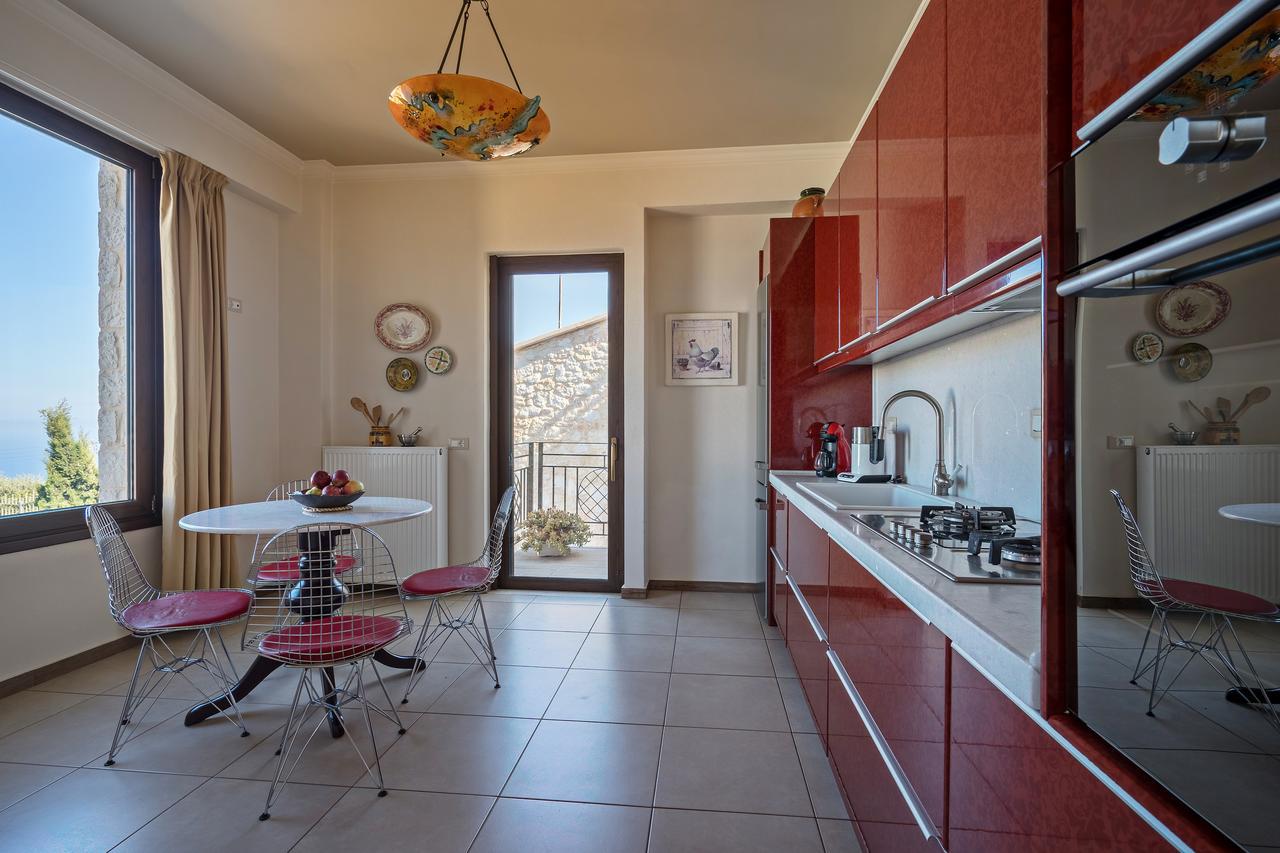 Sea Views At Villa Anemomylos With Heated Pool, Ping Pong And Tennis Agia Pelagia  Exterior photo
