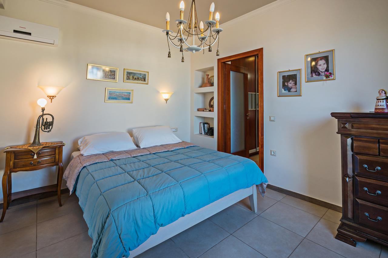 Sea Views At Villa Anemomylos With Heated Pool, Ping Pong And Tennis Agia Pelagia  Exterior photo